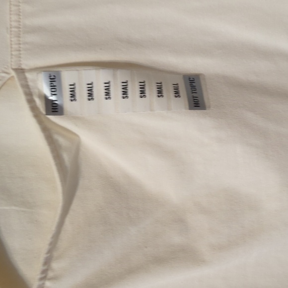 Hot Topic Women's Mushroom Peek-a-boo Shirt - Picture 5 of 6